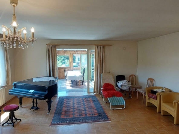Wohnzimmer mit Wintergarten